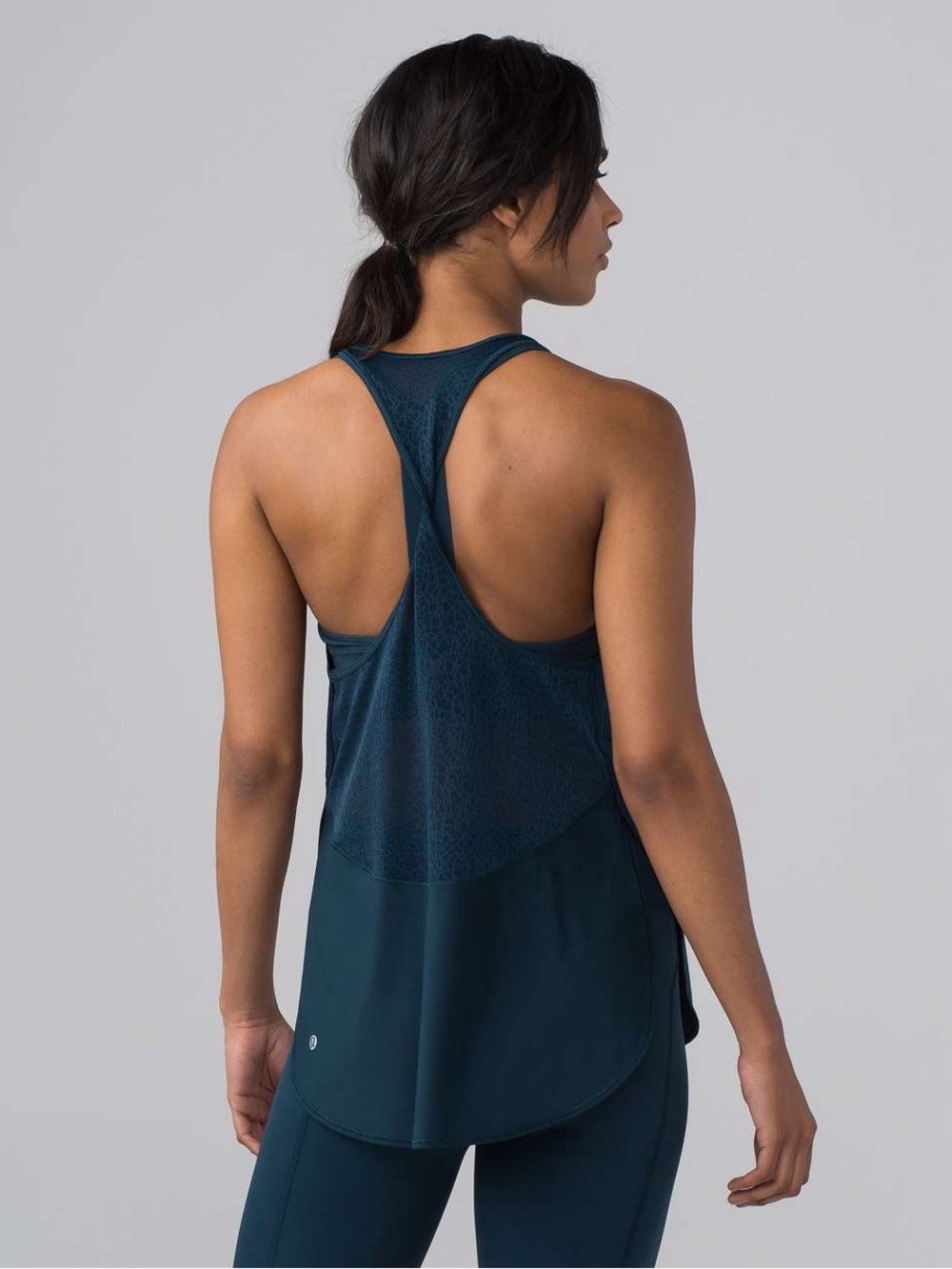 Lululemon twist and train tank jaded size 6